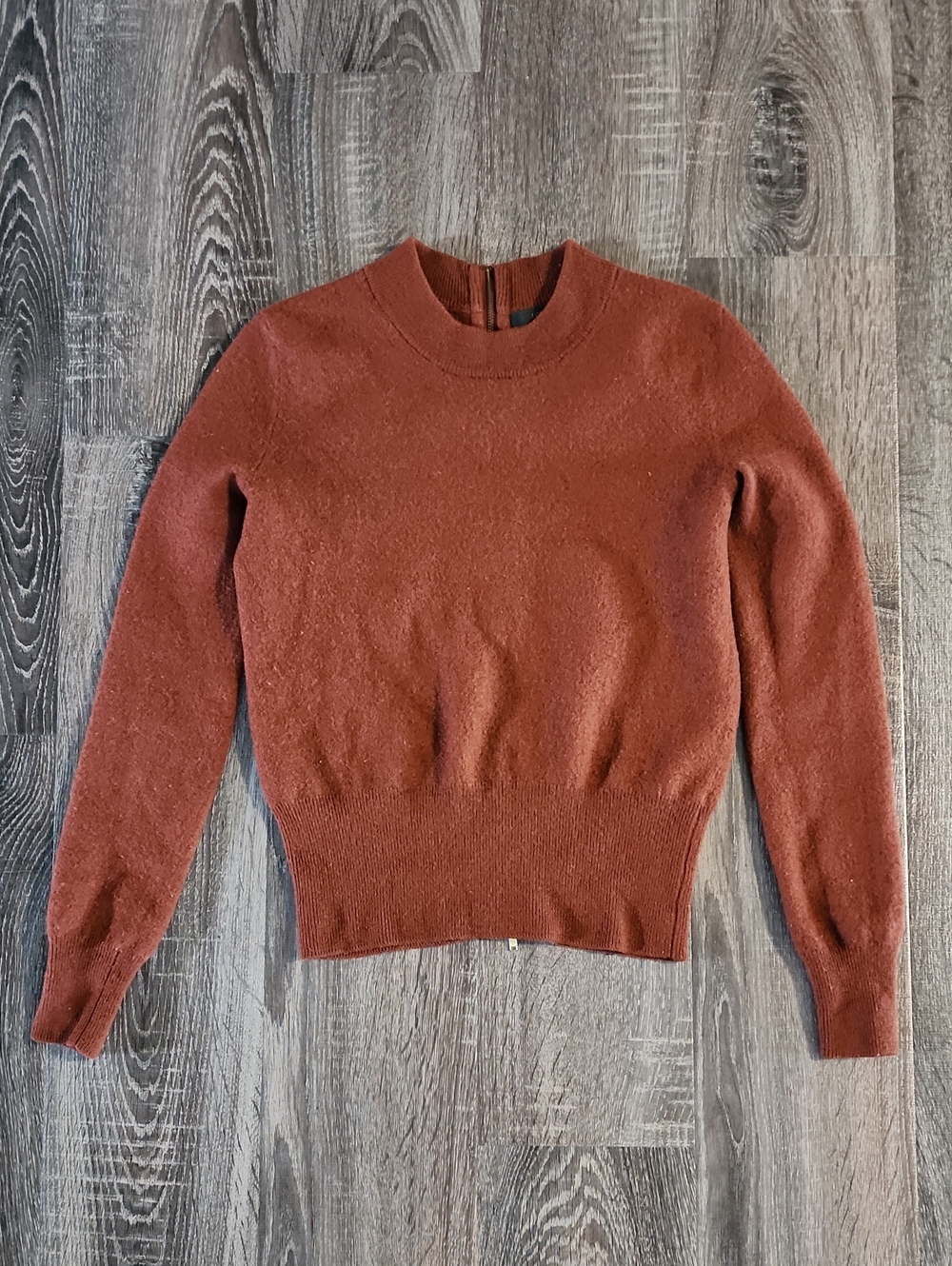 🌵 J.Crew Zip Back Merino Wool Sweater 🌵